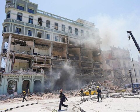 They raise the death toll from the explosion of a hotel in Havana to 25