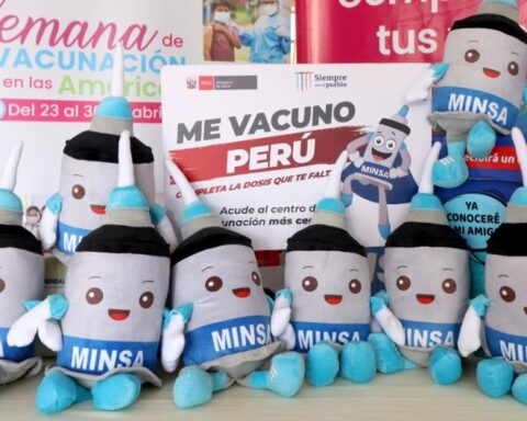 They will raffle stuffed animals 'Vacunín' in order to promote vaccination of minors in Cusco