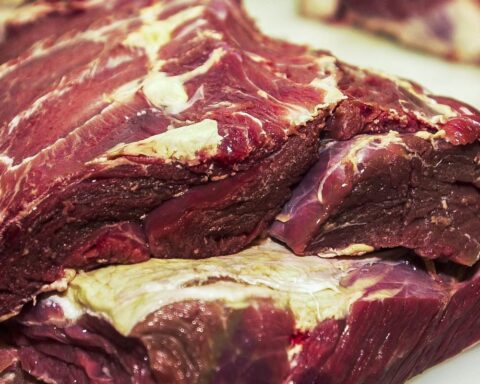 To contain inflation, government eliminates food import tax