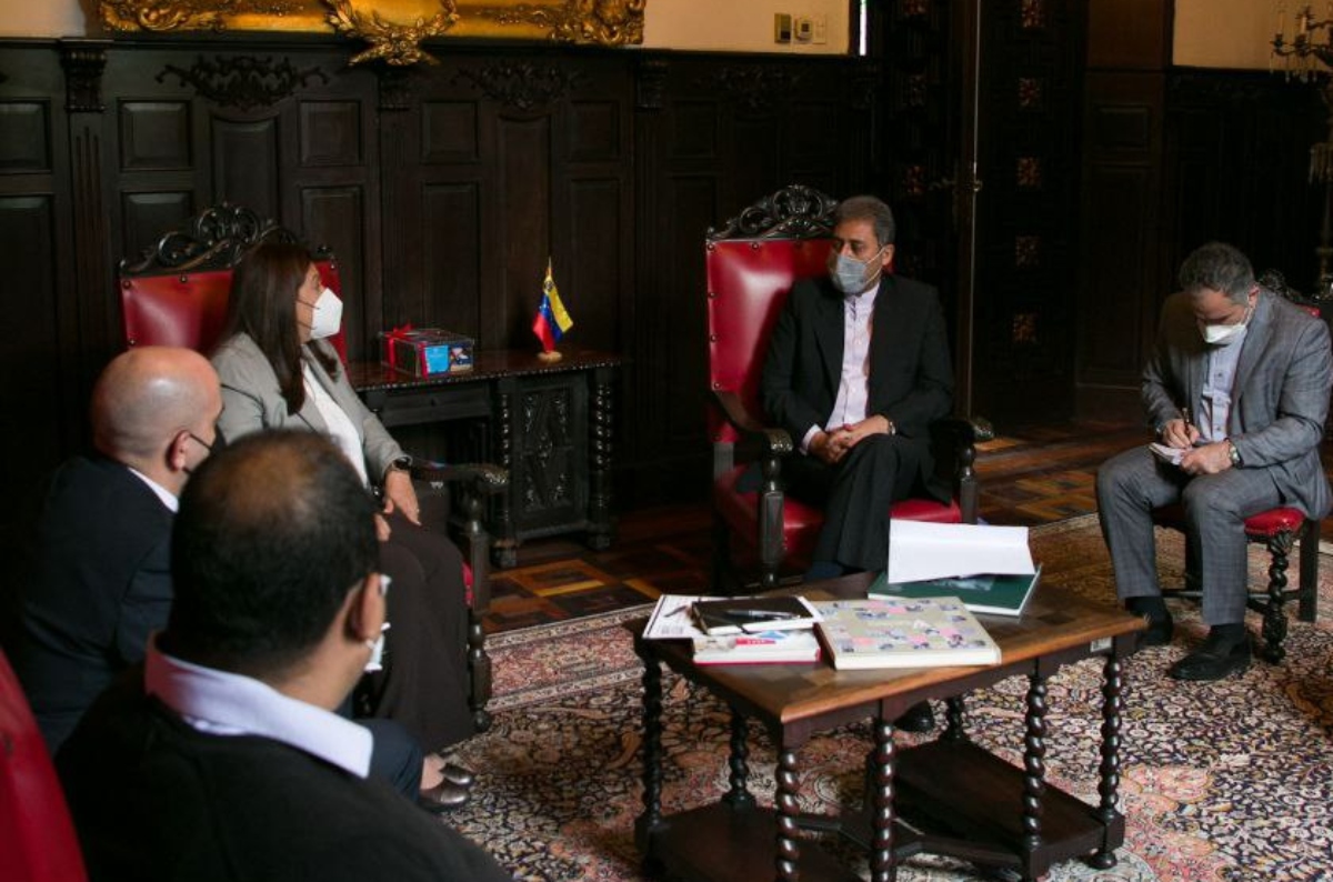 Venezuela and Iran exchange proposals for the well-being of their peoples