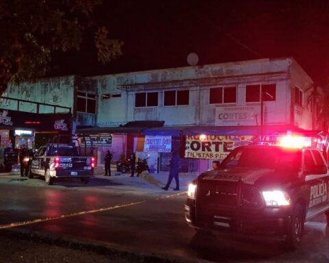 #ViolentMexico |  Shooting in a bar area in Cancun