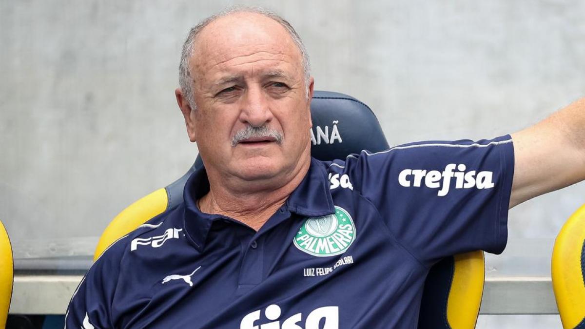 With Scolari in the stands Paranaense wins the Brazilian League