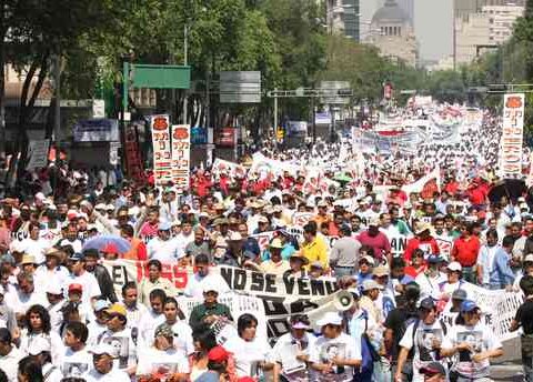 With a march to the Zócalo, they will commemorate independent unions on May 1