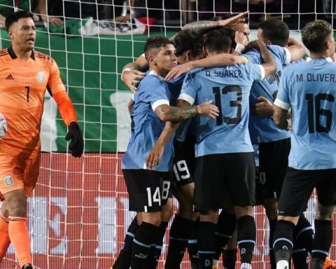 3-0: Uruguay wins but Araújo ends up injured