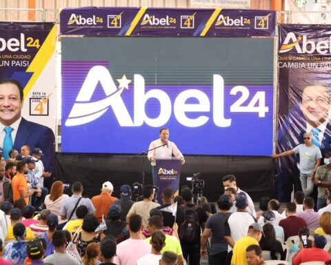 Abel Martínez sobre Abinader: es un presidente “despistado”