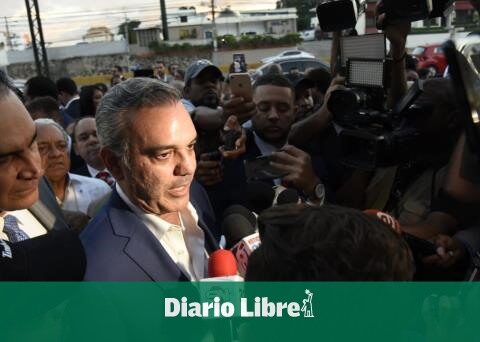 Abinader congratulates Petro on winning Colombian elections