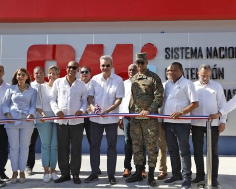 Abinader inaugura Centro de Operaciones Tecnológicas del 9-1-1 en Puerto Plata