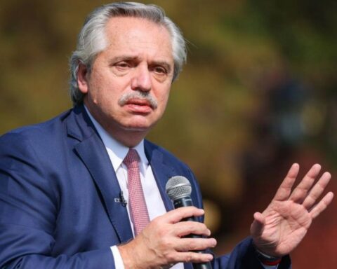 Alberto Fernández inaugurates a forum on human rights together with Estela de Carlotto