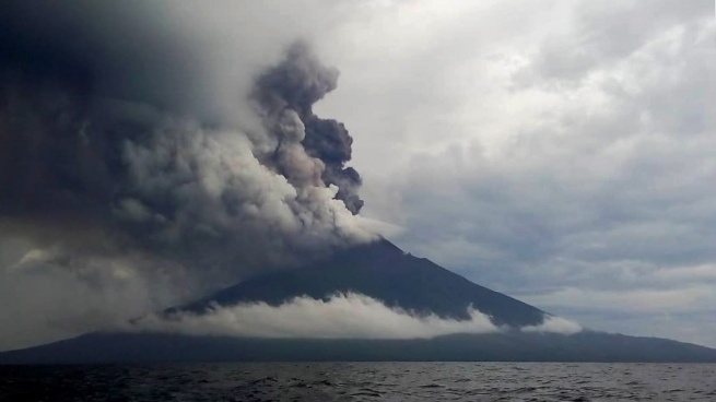 Alert in Papua New Guinea due to the eruption of one of the most dangerous volcanoes in the world