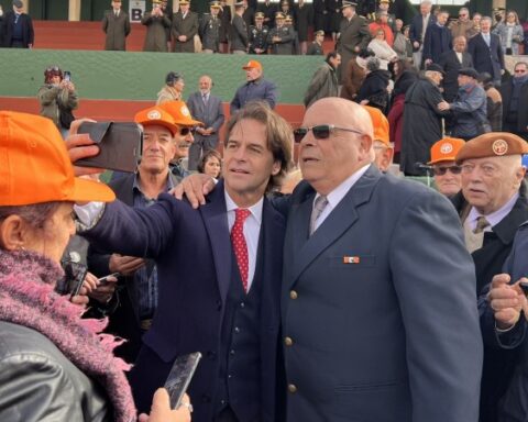 Approval of Lacalle Pou dropped five points: only 46% support his management