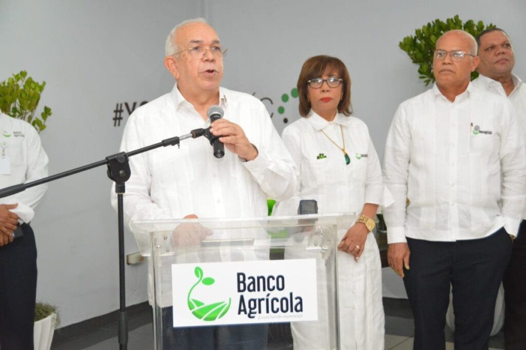 Banco Agrícola advierte desafíos para garantizar producción alimentos  