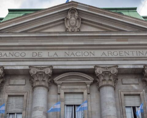 Banco Nación launches a campaign for the purchase of hot water tanks and appliances