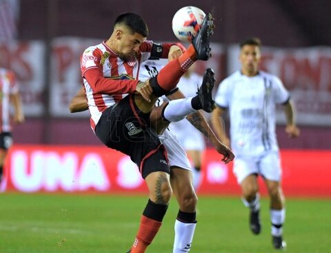 Barracas Central and Central Córdoba opened the League with a draw