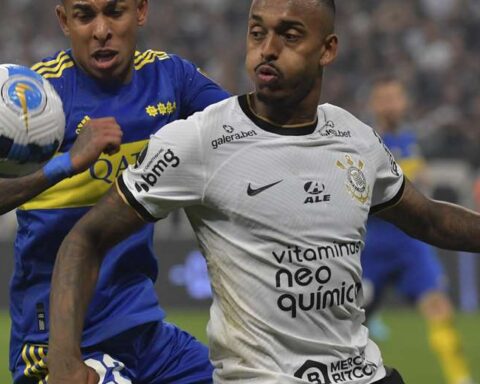 Boca does the homework against Corinthians, Paranaense is outlined in the quarterfinals of Libertadores