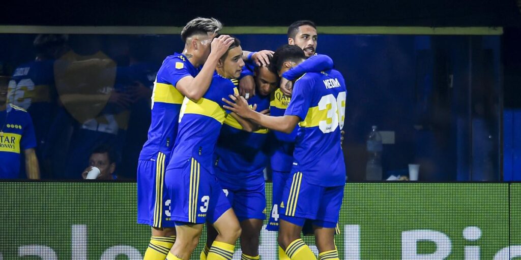 Boca opens the title with a smile