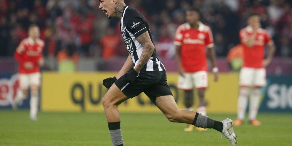 Botafogo wins victory over Internacional in the Brazilian