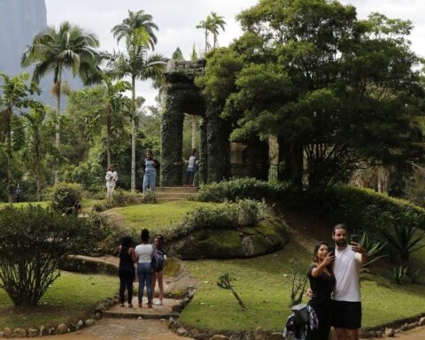 Botanical Garden completes 214 years trying to recover public