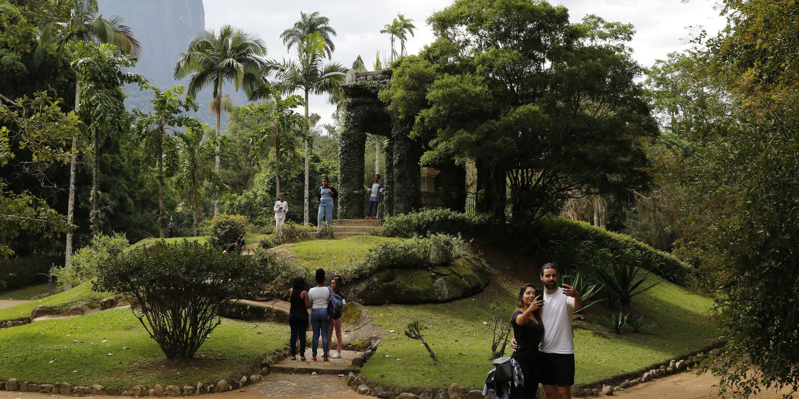 Botanical Garden completes 214 years trying to recover public