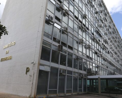 CMN sets its 2025 inflation target at 3%