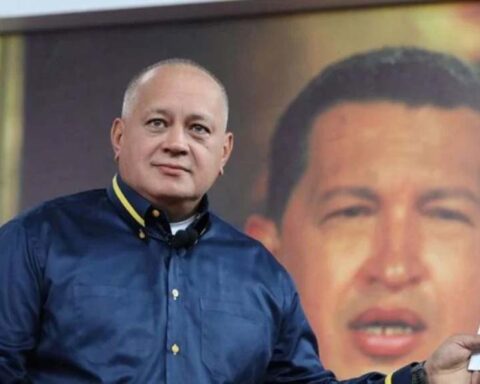 Cabello: If they investigate opposition Monomers they leave Colombia
