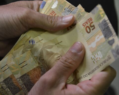 Caixa starts paying the June installment of Auxílio Brasil