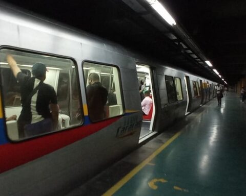 Caracas Metro activates temporary track between Antímano, Zoologico and Las Adjuntas stations