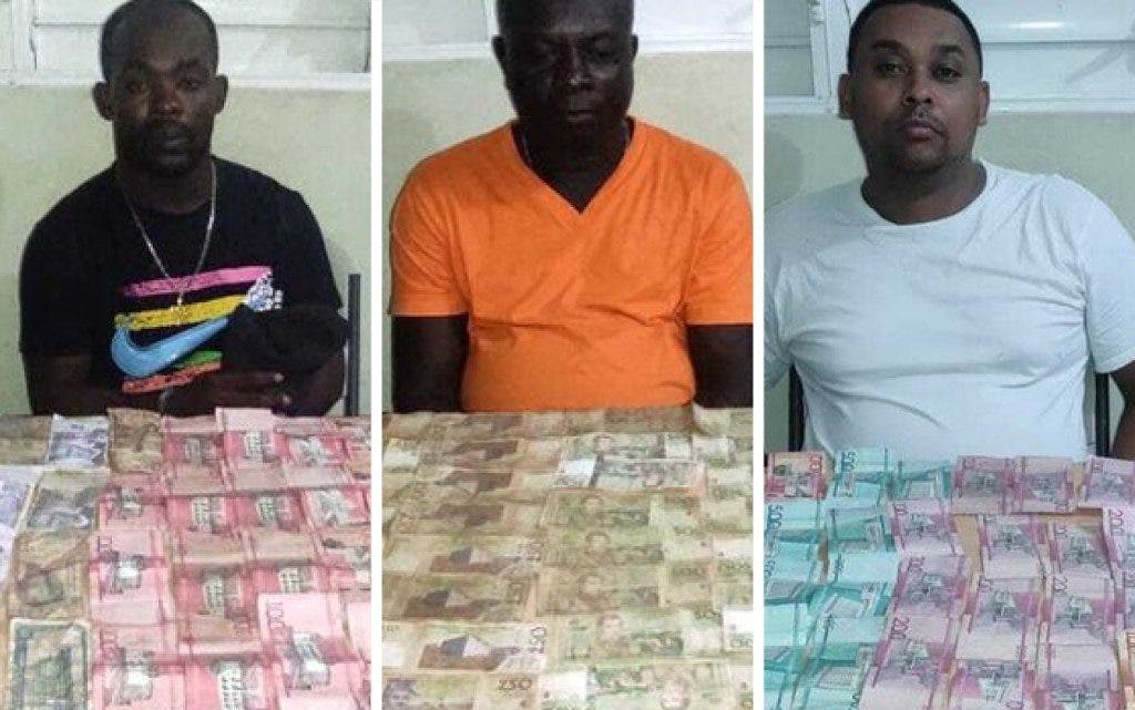 Caribe Tours driver who was transporting 24 illegal Haitians arrested