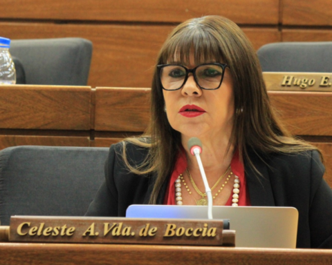 "Cartes went from boats on the river to terrorist planes"