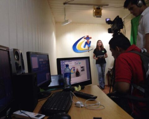 Catholics fear losing religious channels on cable TV