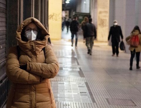 Cold Friday with a maximum of 12 degrees and some drizzles in the AMBA