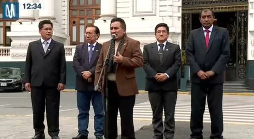 Congressmen resigning from Peru Libre form a new caucus Peru Bicentennial