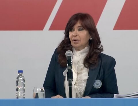 Cristina Kirchner: "There is a formidable attack on the State, but the State is essential"