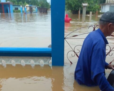 Inundaciones en la provincia cubana de Matanzas como consecuencia de las intensas lluvias. Foto: periódico Girón.
