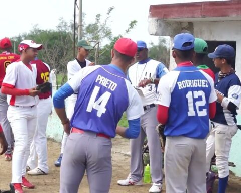 Preselección del equipo cubano que participa en el premundial sub-15. Foto: Vision Tunera / YouTube / Archivo.