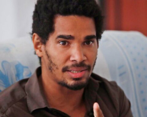 El artista y activista opositor cubano Luis Manuel Otero Alcántara. Foto: Yander Zamora / EFE / Archivo.