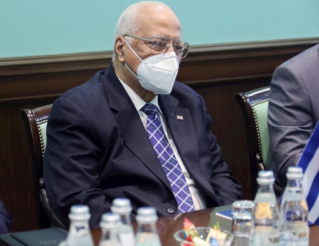 El vice primer ministro cubano, Ricardo Cabrisas, durante su reunión con representantes de la Unión Económica Euroasiática, ete jueves en Moscú. Foto: EFE/ Unión Económica Euroasiática.