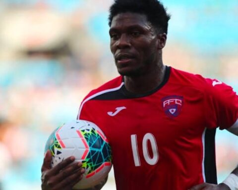 Arichell Hernández marcó tres goles en la victoria de Cuba frente a Antigua y Barbuda en la Concacaf Nations League. Foto: Tomada de Deporcuba.