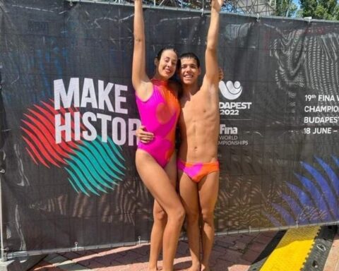 La pareja mixta cubana de natación artística integrada por Andy Manuel Ávila y Soila Carelys Valdés. Foto: Agencia Cubana de Noticias.