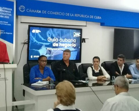 Presentación de la Guía Cubana de Negocios. Foto: Agencia Cubana de Noticias (ACN).