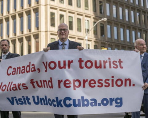 Exilio, Canadienses, Turismo Unlock Cuba