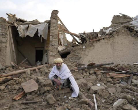 La ONU estimó que se necesitan un “mínimo” de 15 millones de dólares para asistir durante tres meses a las víctimas del siniestro. Foto: twitter.com/BrunoRguezP