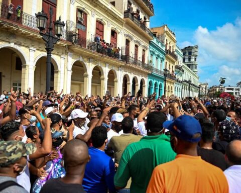 Foto de archivo de las protestas antigubernamentales en La Habana, en julio de 2021. Foto: Yamil Lage / AFP vía La Nación / Archivo.