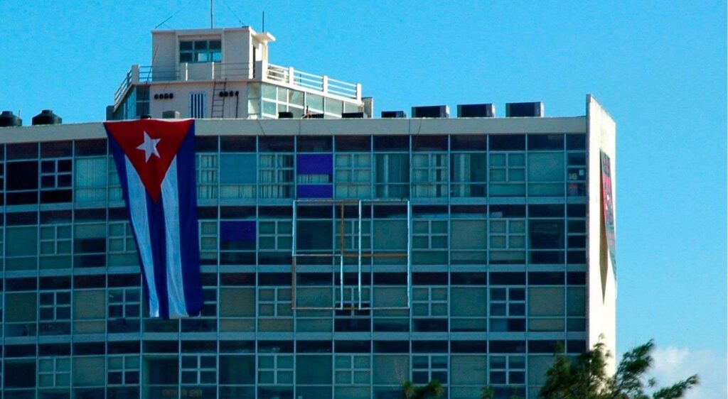 Edificio del Ministerio de Relaciones Exteriores de Cuba (Minrex) en La Habana. Foto: Archivo.