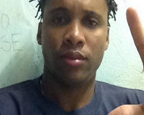 Cuban rapper Denis Solís, in a situation of extreme poverty in Serbia