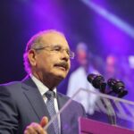 Danilo Medina prosigue juramentación nuevos miembros en el PLD