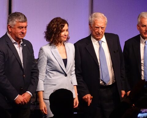 Mario Vargas Llosa, América Latina, democracia, Isabel Díaz, Ayuso