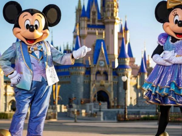 Disney opens vacancies for the summer season
