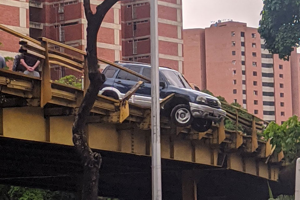 Due to an accident, elevated Maripérez will close until further notice for maintenance