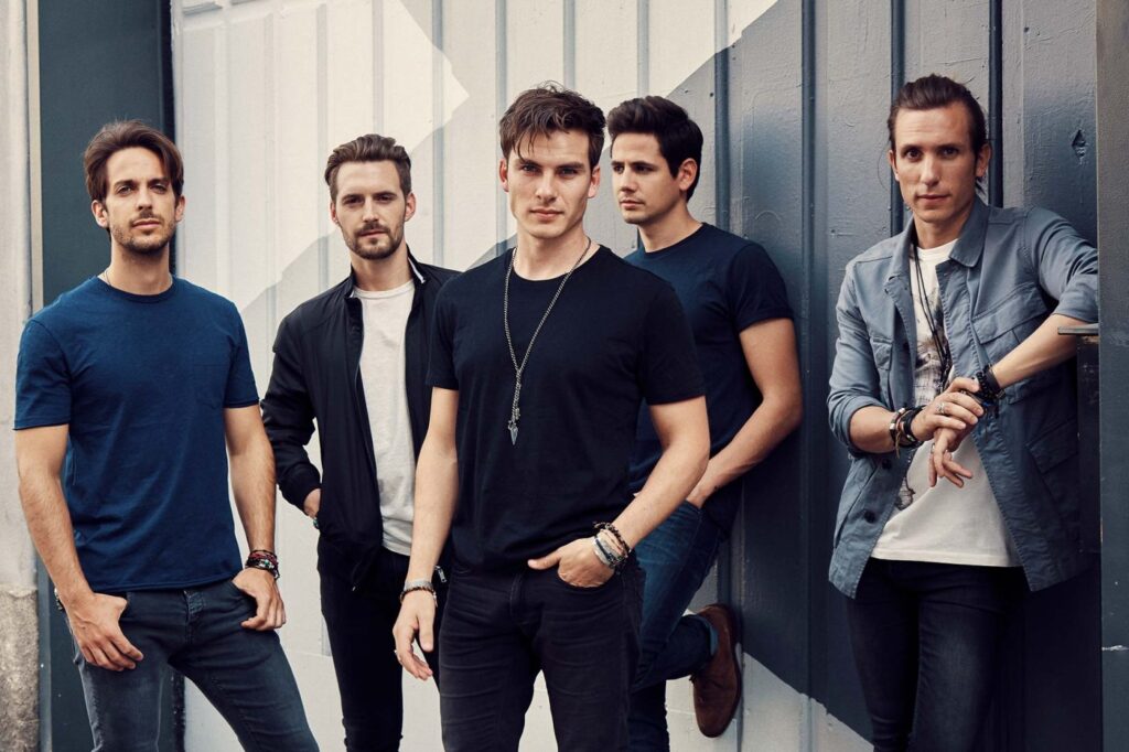 Dvicio and his labyrinth arrive in Caracas