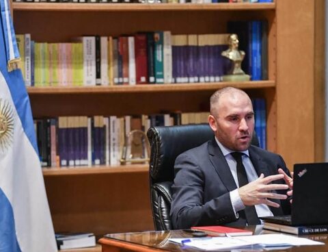 Economy obtained $647,026 million and reached an annual refinancing rate of 122%